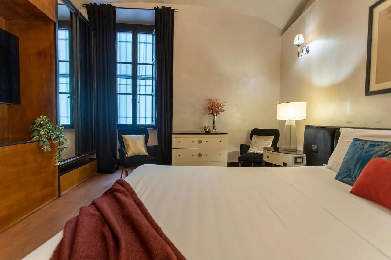 Cloe - Hidden Suite Rome 0*,